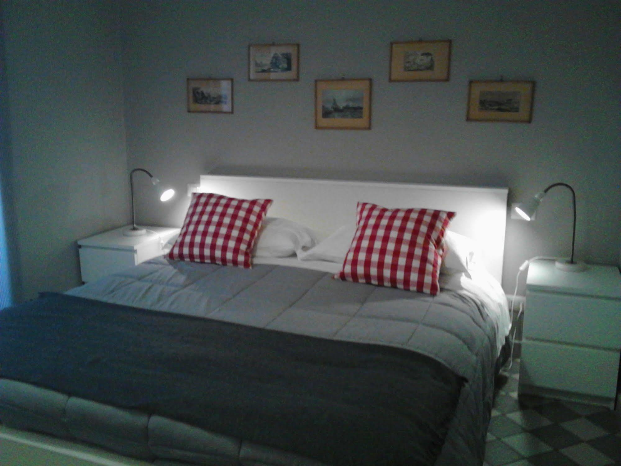 Le Stanze Di Pietro Bed & Breakfast Roma Exterior foto